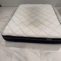 Queen mattress Queen mattress
