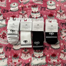 Alo Socks $15 EACH **READ DESCRIPTION**