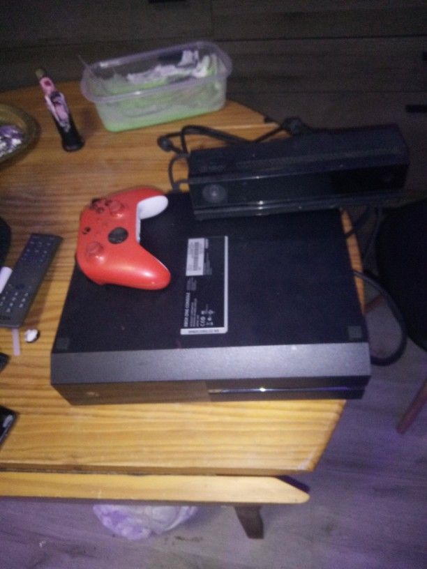 Xbox one console (good condition)