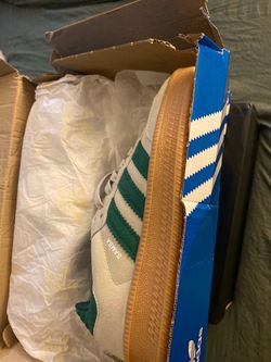 Adidas Sambas brand new