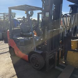 Toyota Forklift 