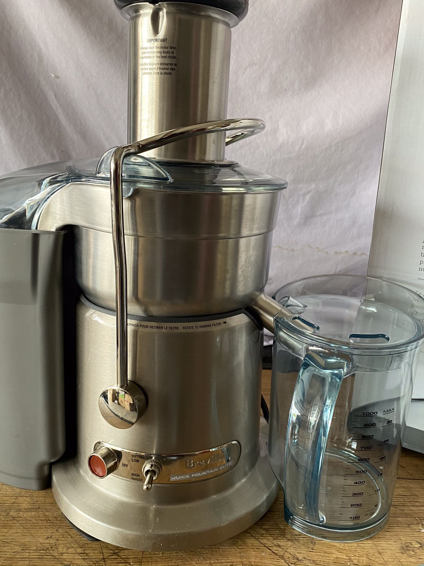 Breville the juice fountain Elite stainless steel / machine new excellent condition open box all accessories included in original packaging packaging