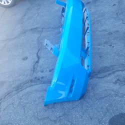 10/11/12 Ford Mustang Gt Front Bumper 