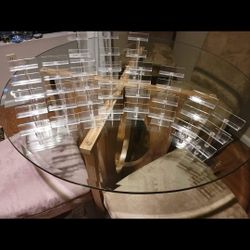 Glasses Frame Display