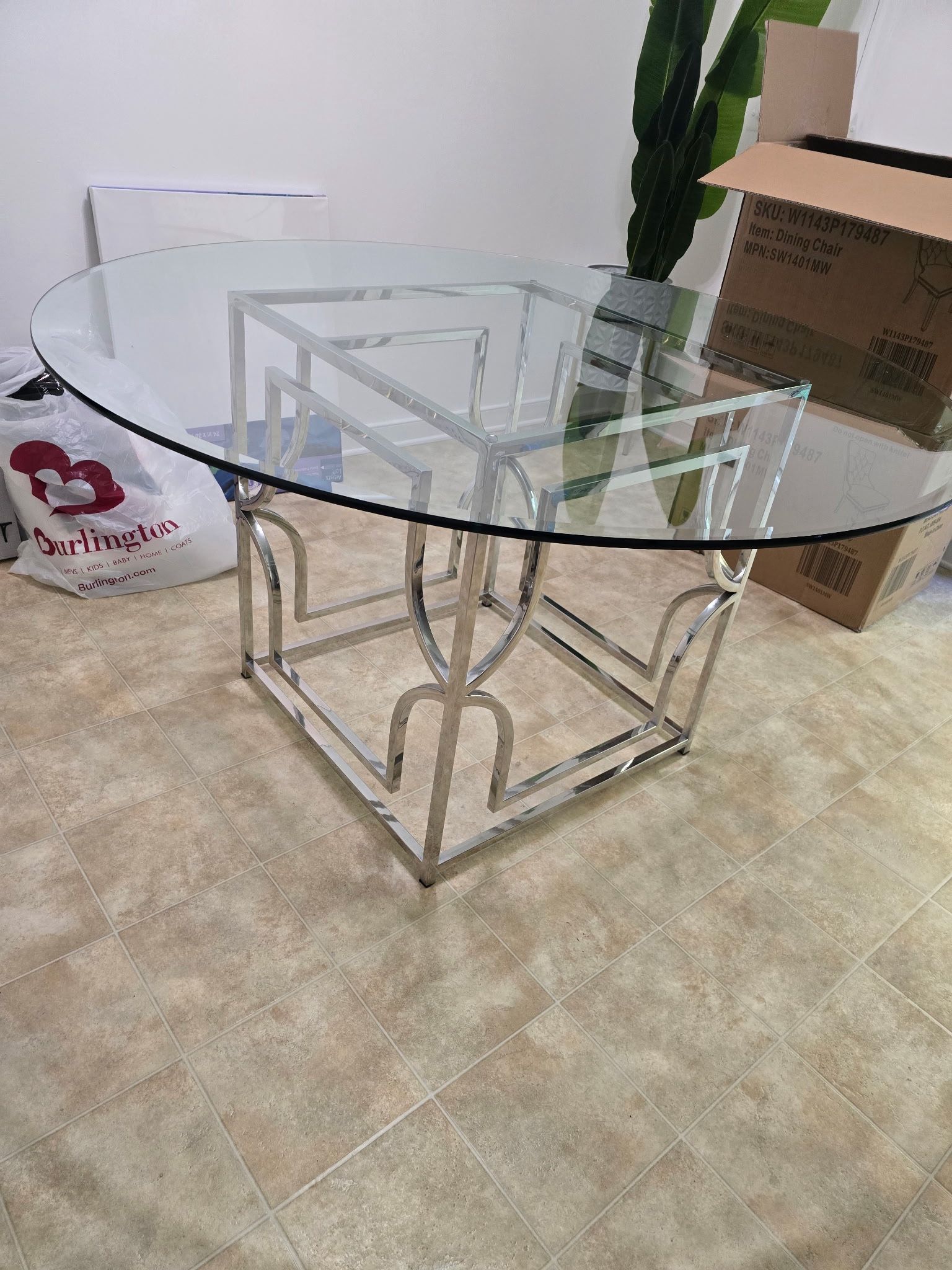 Z Gallerie Abigail Dining Table