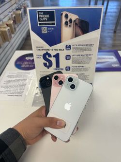 Apple - iPhone 15 6.1" (Unlocked) (Pre-owned) / 128GB / Fair$1 Down | Payment plan available