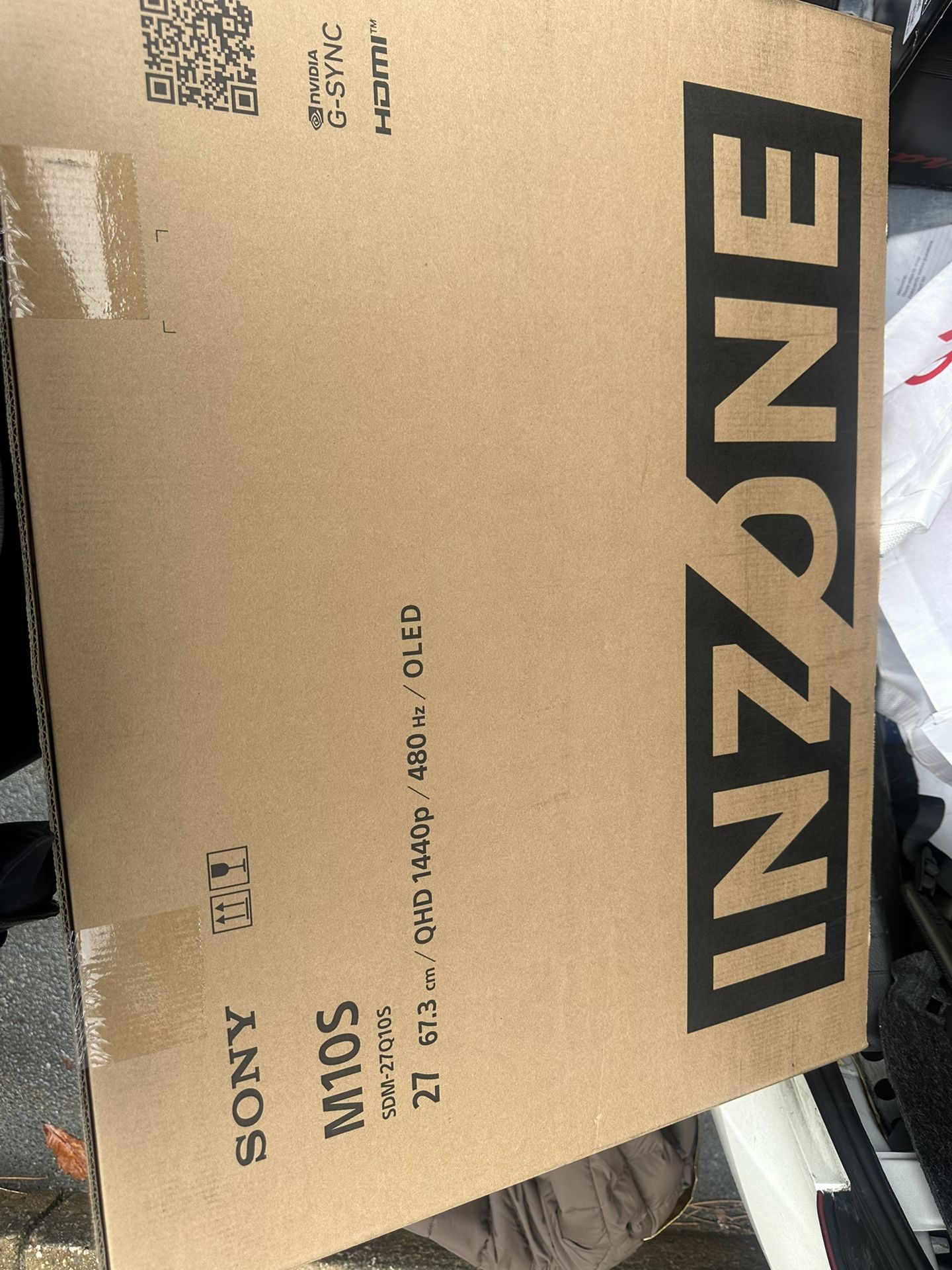 Sony M105