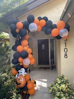 Balloon Garlands