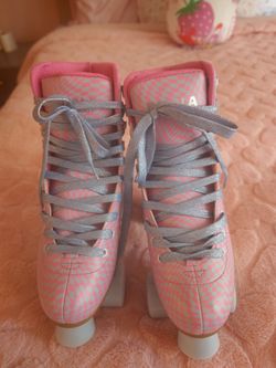 Impala Pink High-Top Quad Roller Skates size 8