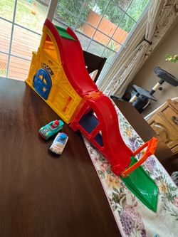 Little People Wheelies Track