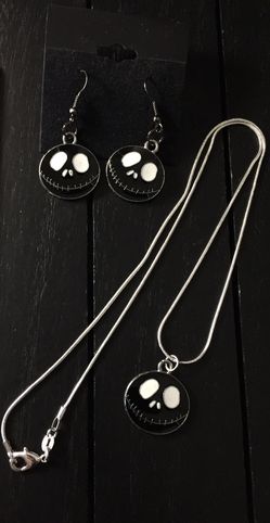 20” Silver Plated Necklace/ Earrings Set (Nightmare Before Christmas/Jack Skellington)