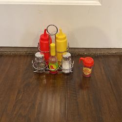 Sauce Condiments Role play