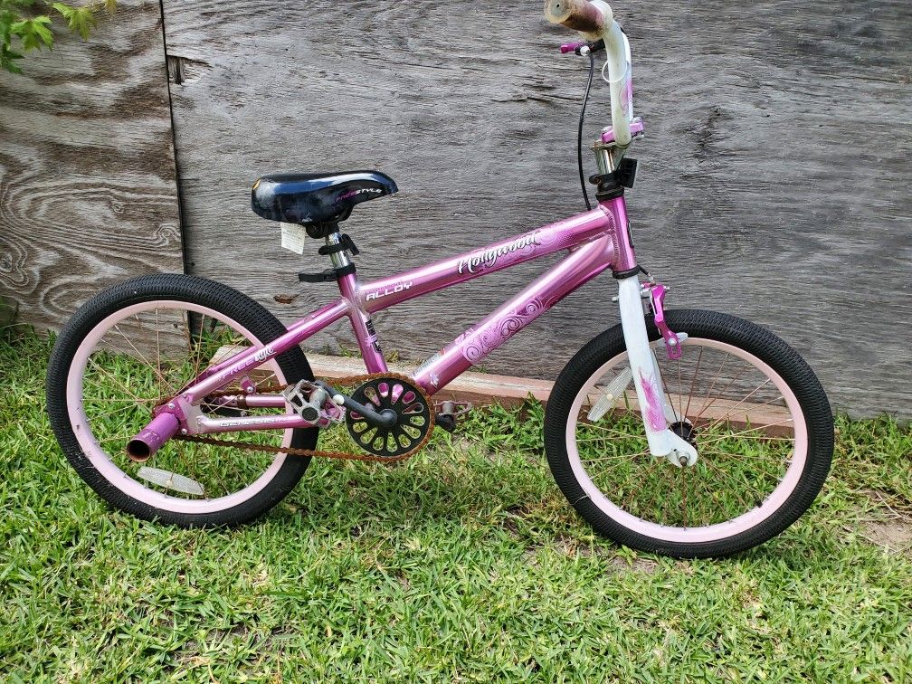 Genesis hotsell hollywood bike