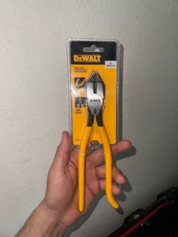 DeWalt 9" Rebar Pliers DWHT84818
