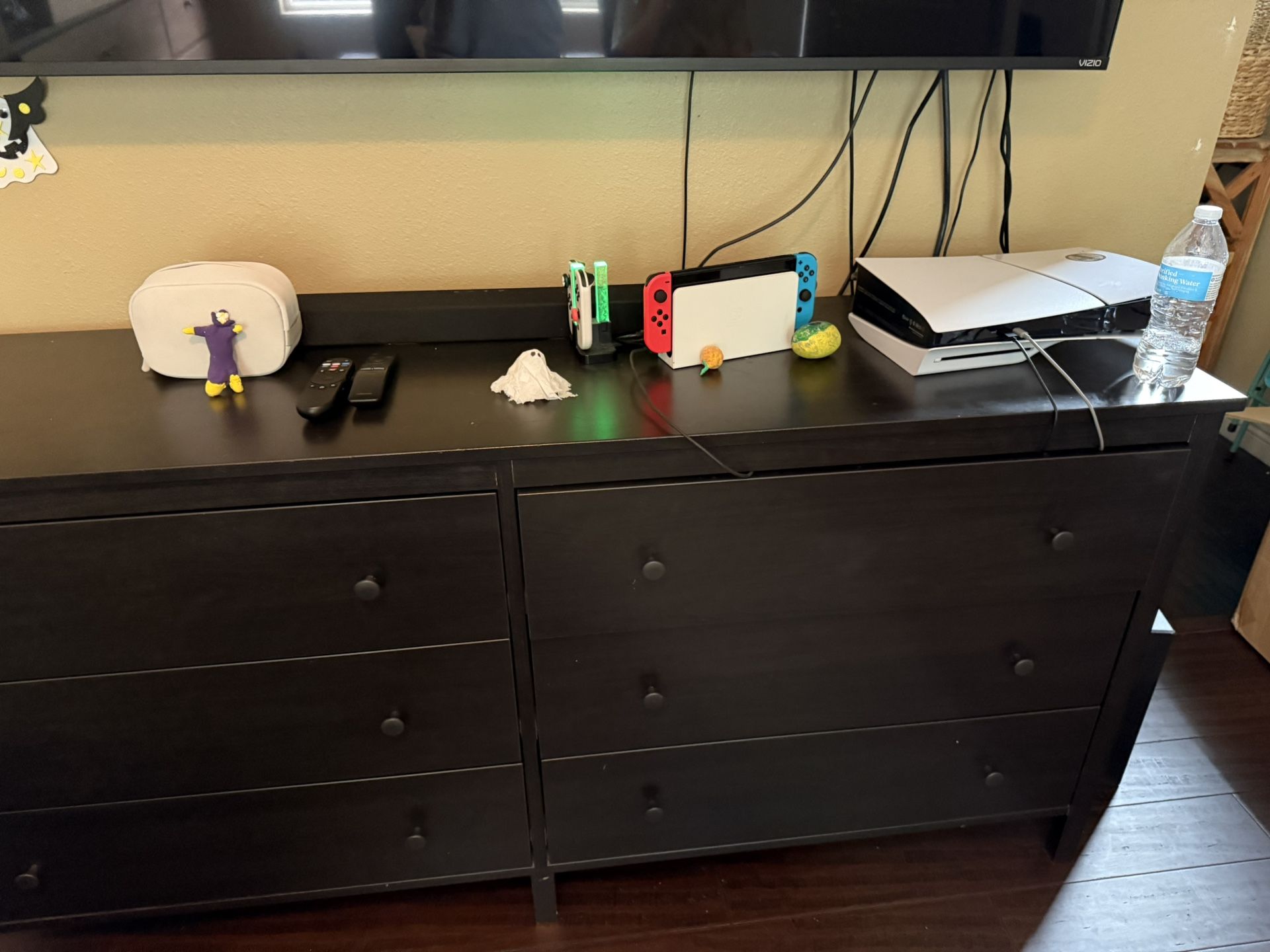 Six Drawers Dresser
