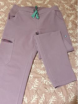Figs scrubs