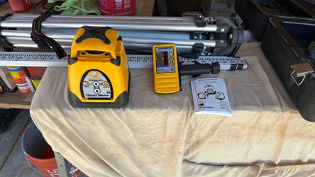 David white 3100 Series Construction Laser like new 450 dls
