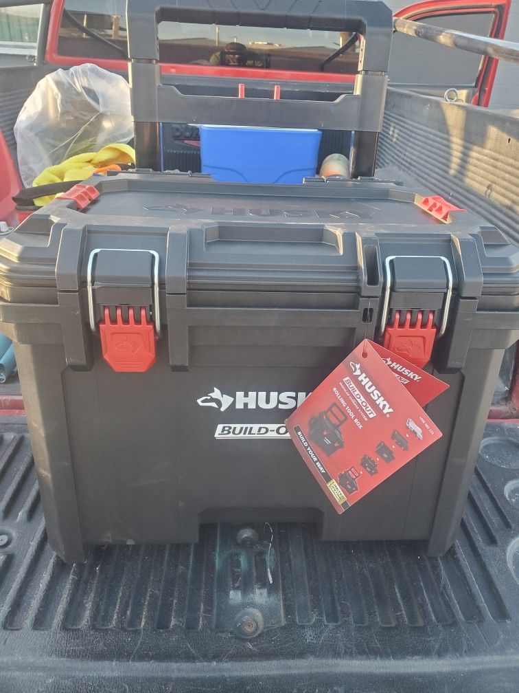 Husky Packout New Condition 