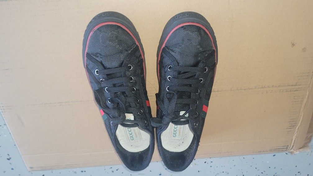 shoes Gucci