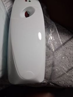 Air freshener pump sprayer