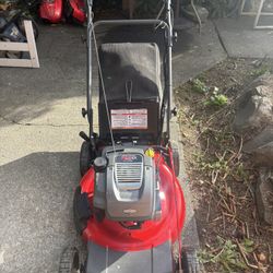 Snapper 7.25 HP Self-Propelled Mower