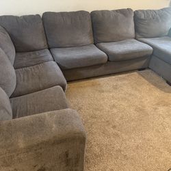 Free Sectional