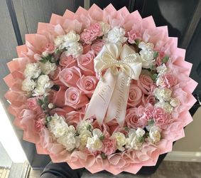 Premium natural and everlasting bouquets