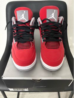 Air Jordan 4
