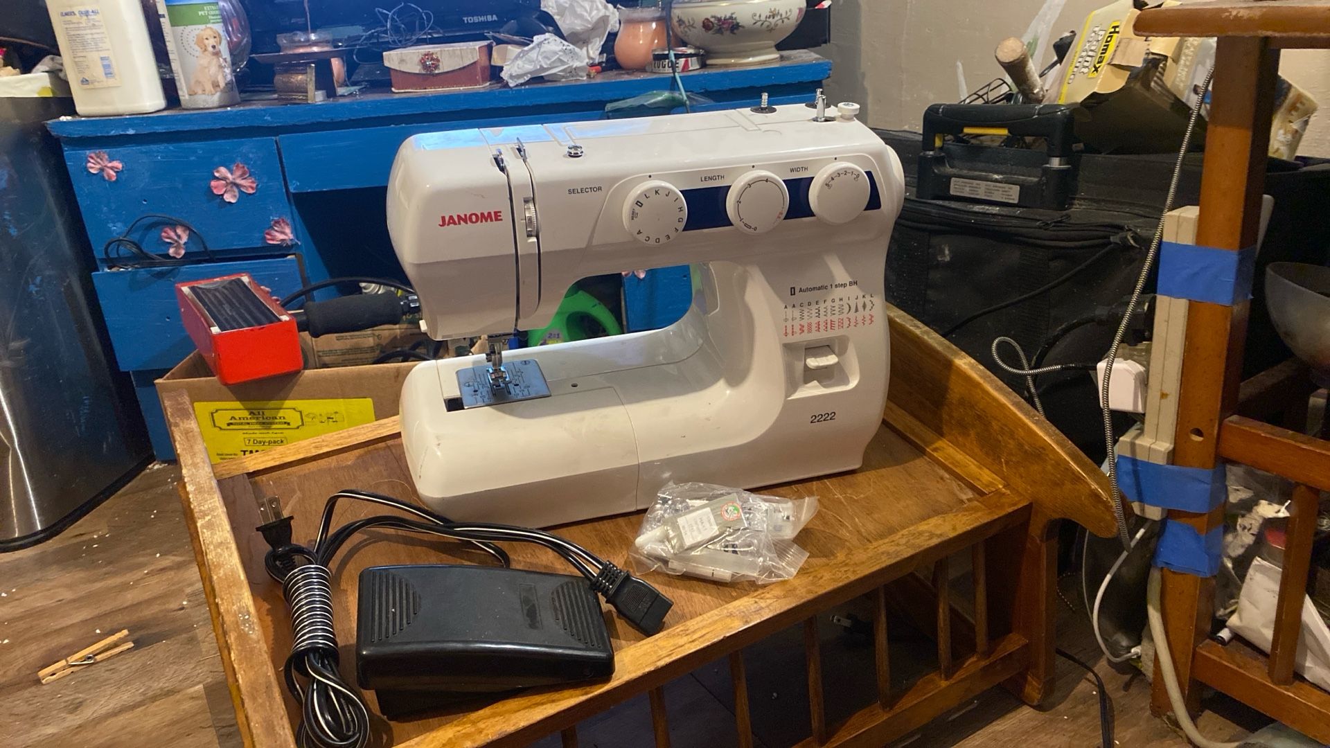 Janome 2222 Sewing Machine