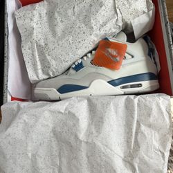 Air Jordan 4 Military Blue DS