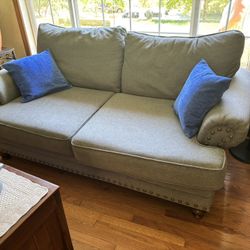Couch/ Love Seat
