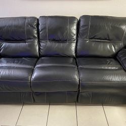  BLACK LEATHER RECLINER SOFA
