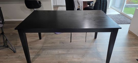Dining table 3ft by 5ft
