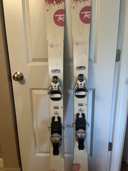 Like New Rossignol Saffron 7 Skis with Salomon Bindings & Rossignol White Poles