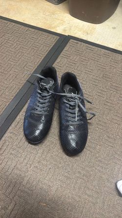 DSG soccer cleats size 5.5