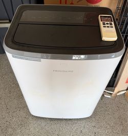 Frigidaire Portable Air Conditioner with Remote