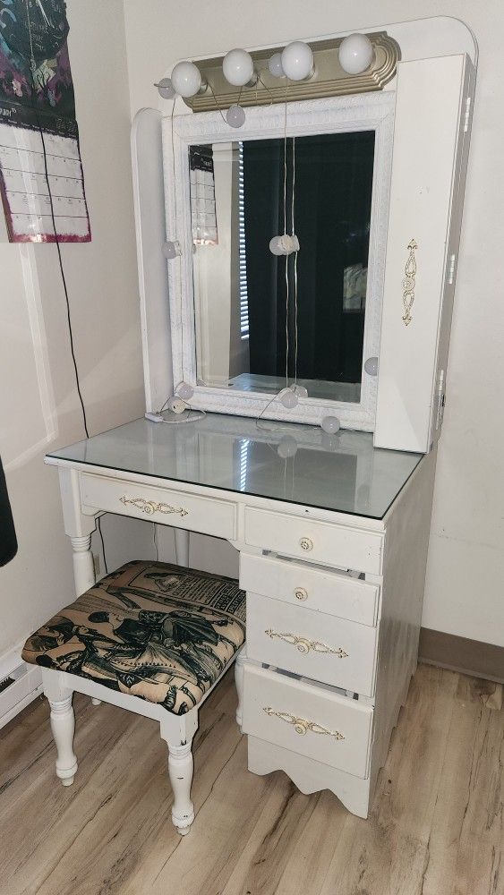 Vanity and stool