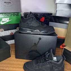 Black cat jordan 4