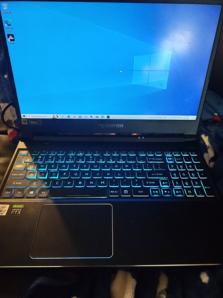 Acer Predator Helios Ph315-53 Gaming Laptop