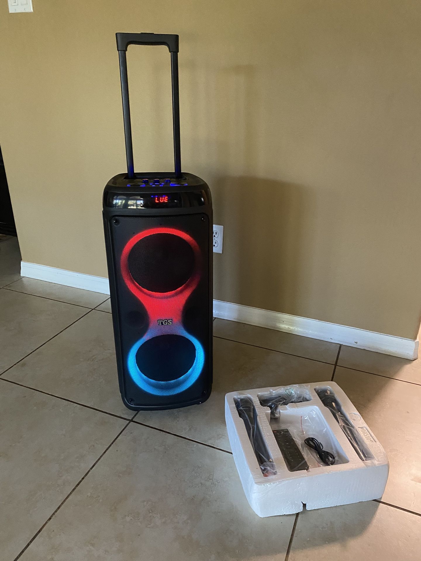 NEW Karaoke Machine Big Rolling Party Speaker 2 Microphones TGS