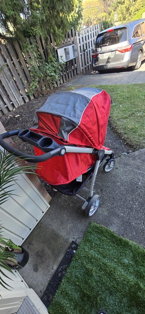 Stroller 