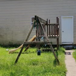 FREE SWING SET!!!!!!