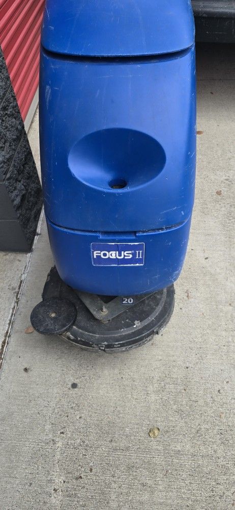 Clake Focus 2 Floor Machine 20in