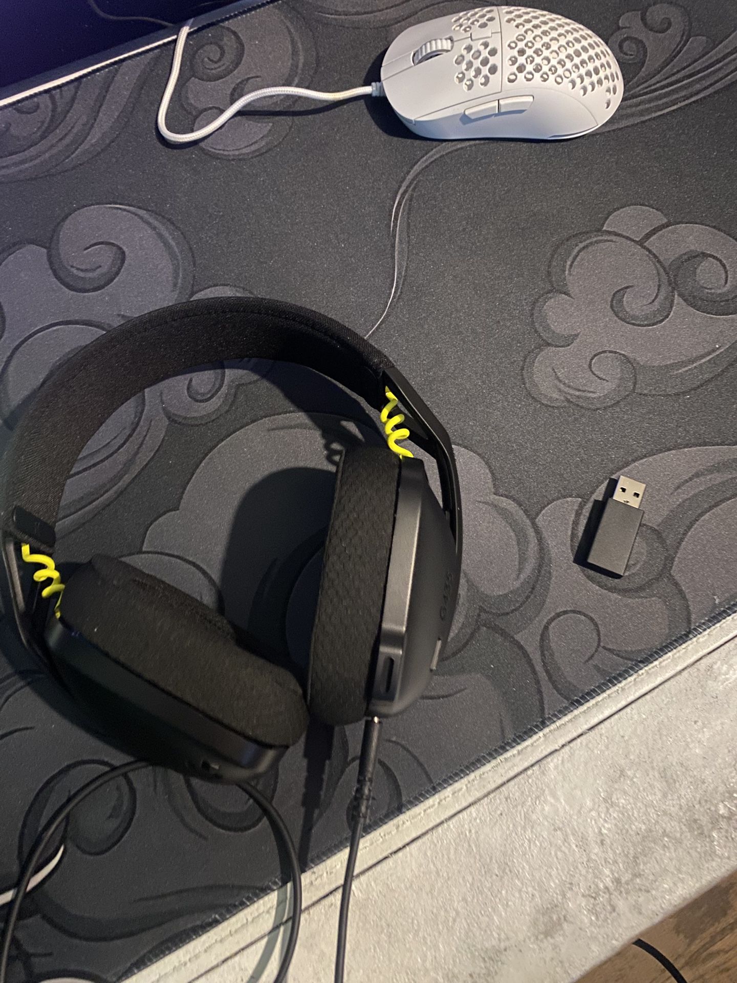 Logitech G435 Headset