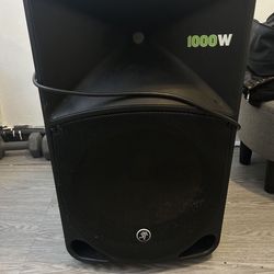 Mackie Thump 15 Amp 1000w