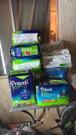 Adult medical underpants and pads size medium