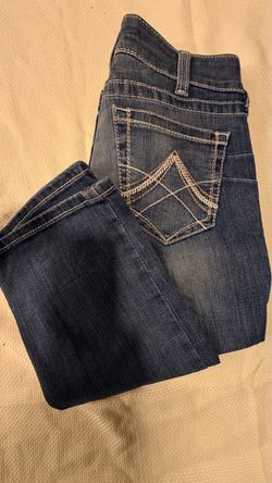 Dark Wash Denim Jeans with Decorative Stitching