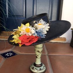 Vintage Hat Women’s Clothing