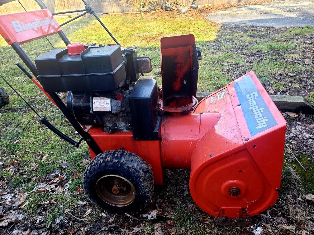 Simplicity 22" 7hp Snowblower