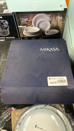 Mikasa Antique White 5-Piece Dinnerware Set